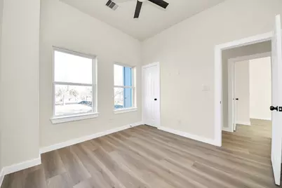 8025 Peachtree Street #D, Houston, TX 77016 - Photo 21