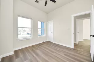 8025 Peachtree St, Houston, TX 77016 - Photo 21