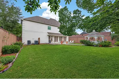 10932 Lasso Lane, Houston, TX 77079 - Photo 33
