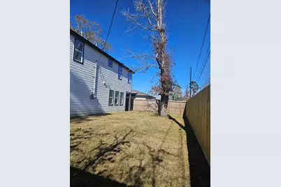 107 Booker Street, Baytown, TX 77523 - Photo 5