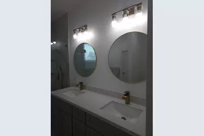 107 Booker Street, Baytown, TX 77523 - Photo 25