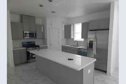 107 Booker Street, Baytown, TX 77523 - Photo 13
