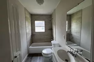 8606 Prairie View Dr, Houston, TX 77088 - Photo 13