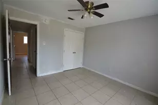 15718 Fox Springs Dr, Houston, TX 77084 - Photo 21