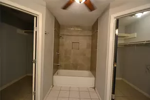 15718 Fox Springs Dr, Houston, TX 77084 - Photo 25