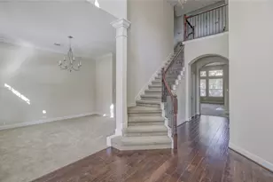 70 S Almondell Cir, The Woodlands, TX 77354 - Photo 3