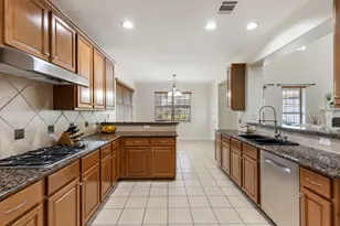 11027 Hilltop Park Ln, Cypress, TX 77433 - Photo 9