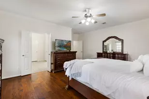11027 Hilltop Park Ln, Cypress, TX 77433 - Photo 19