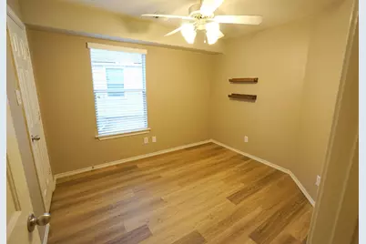 126 E Stedhill Loop, The Woodlands, TX 77384 - Photo 19