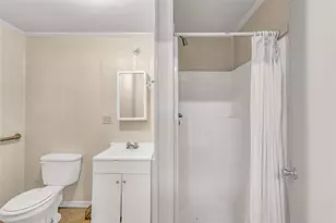 817 Westview, Galveston, TX 77650 - Photo 27