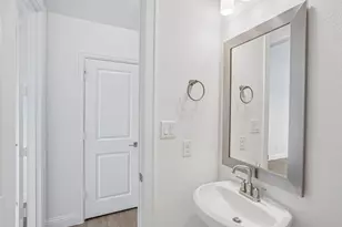 7001 Discovery Well Ln, League City, TX 77574 - Photo 15