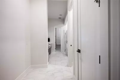 7015 Cantera Manor Boulevard, San Antonio, TX 78255 - Photo 11