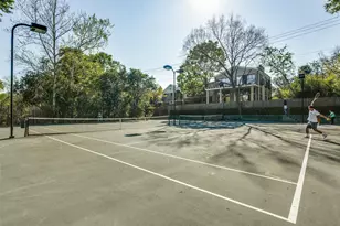 49 Litchfield Ln, Houston, TX 77024 - Photo 17