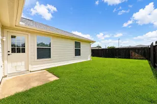 1823 Strongs Ct, Katy, TX 77449 - Photo 37