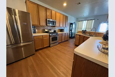 5915 Annatto Drive, Baytown, TX 77521 - Photo 11