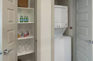 401 W 25th St St, Houston, TX 77008 - Photo 11