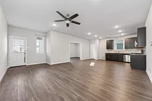 2510 Carp Dr, Conroe, TX 77384 - Photo 11