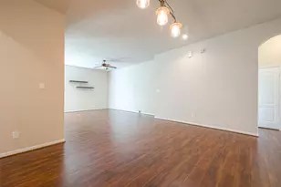 18903 Pinewood Point Ln, Tomball, TX 77377 - Photo 7