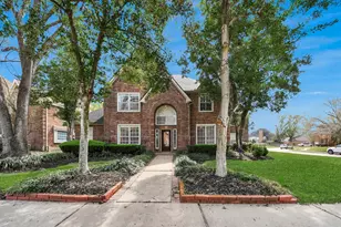 2015 Pecan Trail Dr, Richmond, TX 77406 - Photo 1