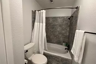 13821 Hollowgreen Dr, Houston, TX 77082 - Photo 15