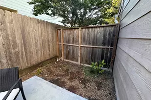 13821 Hollowgreen Dr, Houston, TX 77082 - Photo 3