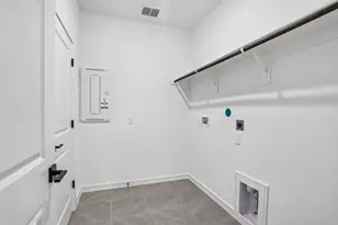 7926 Jade Crst Dr, Angleton, TX 77515 - Photo 19