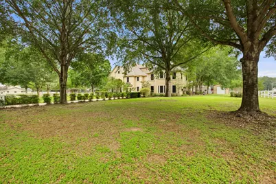 200 Creekside Court, Sealy, TX 77474 - Photo 47