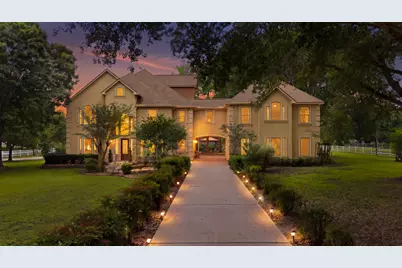 200 Creekside Court, Sealy, TX 77474 - Photo 1