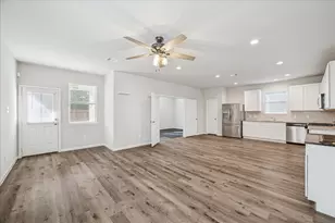 2224 Raider Dr, Conroe, TX 77301 - Photo 9