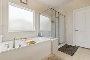 337 Burgundy Dr, Alvin, TX 77511 - Photo 15