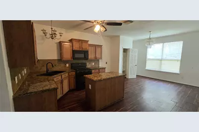 23526 Whispering Maples Drive, Spring, TX 77373 - Photo 9