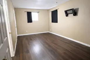 1101 Laredo St, Sinton, TX 78387 - Photo 13