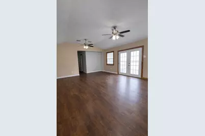 1101 Laredo Street, Sinton, TX 78387 - Photo 5