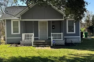 3917 Kashmere St, Houston, TX 77026 - Photo 1