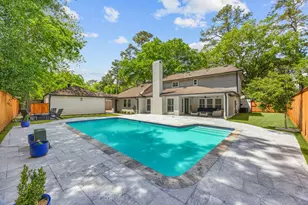 10111 Cedar Creek Dr, Houston, TX 77042 - Photo 39