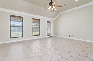 7825 Quail Ct, Beaumont, TX 77713 - Photo 7