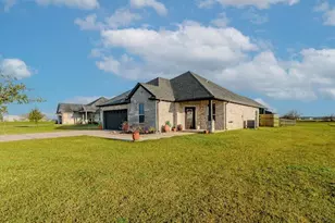 488 Sunset Trail, Angleton, TX 77515 - Photo 3