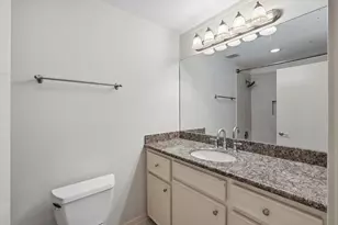 332 Litchfield Ln, Houston, TX 77024 - Photo 11