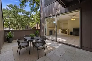 332 Litchfield Ln, Houston, TX 77024 - Photo 15