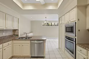 332 Litchfield Ln, Houston, TX 77024 - Photo 7