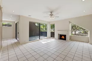 332 Litchfield Ln, Houston, TX 77024 - Photo 3
