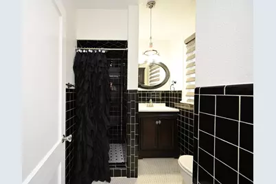 4627 Woodrow Avenue, Galveston, TX 77551 - Photo 23