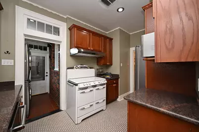 4627 Woodrow Avenue, Galveston, TX 77551 - Photo 15