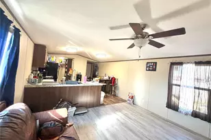 310 Beaks Ave, Eagle Lake, TX 77434 - Photo 9