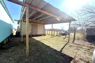 310 Beaks Ave, Eagle Lake, TX 77434 - Photo 27