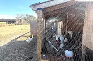 310 Beaks Ave, Eagle Lake, TX 77434 - Photo 29