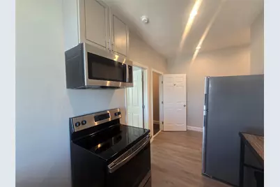 614 35th Street #2, Galveston, TX 77550 - Photo 7