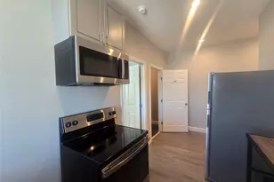 614 35th St, Galveston, TX 77550 - Photo 7