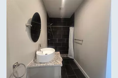 614 35th Street #2, Galveston, TX 77550 - Photo 5