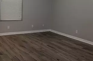 402 Postoffice St, Galveston, TX 77550 - Photo 3